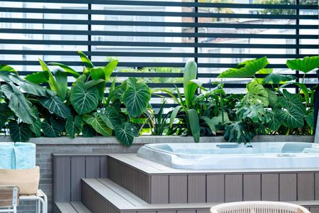 Deluxe de 3 camas • Terraza con jacuzzi • A+ Granada | 404