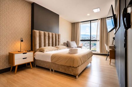 RM1102 | Suite de Lujo | Piscina | Gimnasio