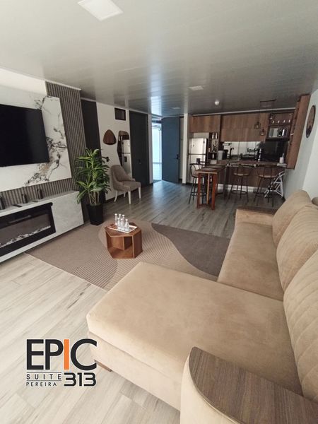 Epic Suite 313 Family Deluxe Airport 3 Room10 Pax