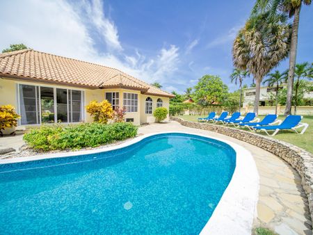 Casati Pearl House, ¡Elegante casa con piscina privada!