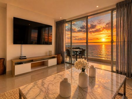 3BR Penthouse with Spectacular Ocean View
