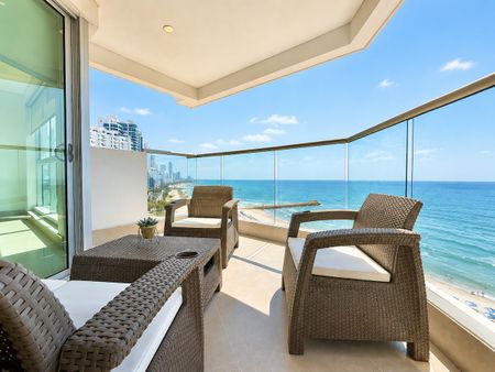 3 habitaciones con vistas al mar en Murano
