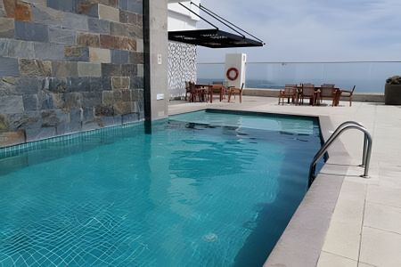 Luxury 2B apartment,Amazing View