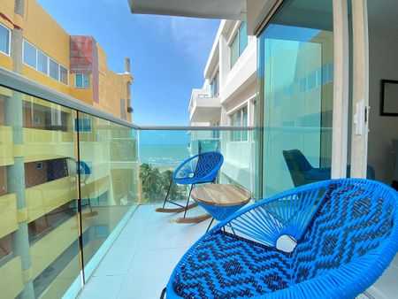 Apartamento de 2 habitaciones con vista al mar-605