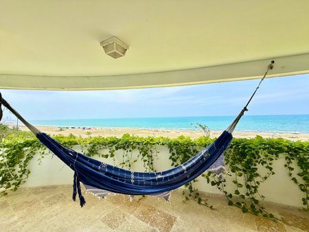 Apartamento de 3 Habitaciones Frente a la Playa